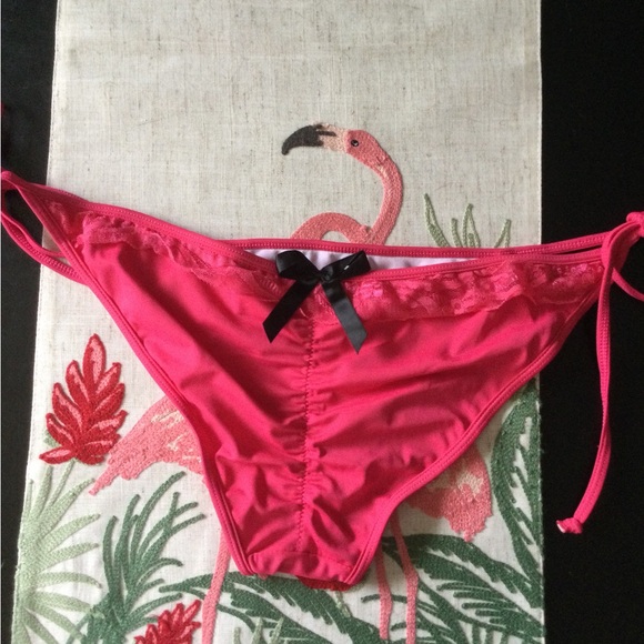 🆕 Zeraca Sexy Fuchsia String Bikini Bottom 🌺🖤💋 - Picture 2 of 6